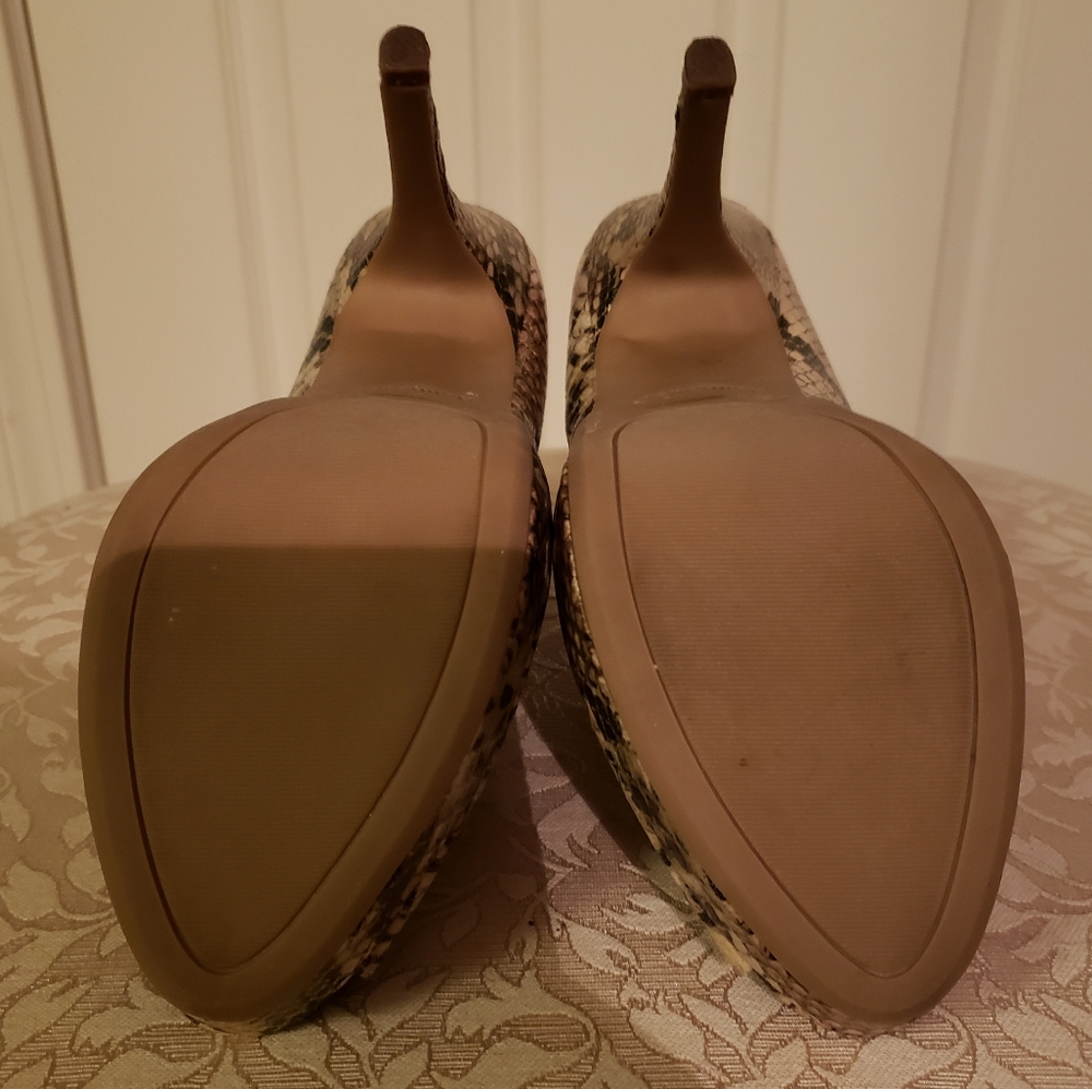 Snakeskin pattern heels - Picture 4 of 7